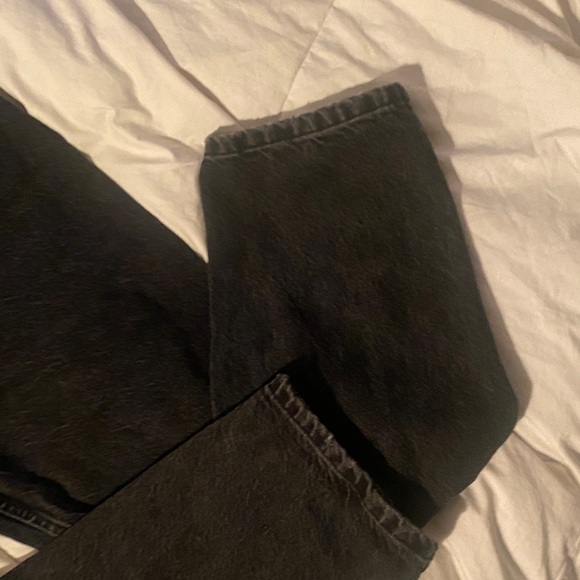 Zara Men's Dark Denim Jeans - Picture 4 of 9